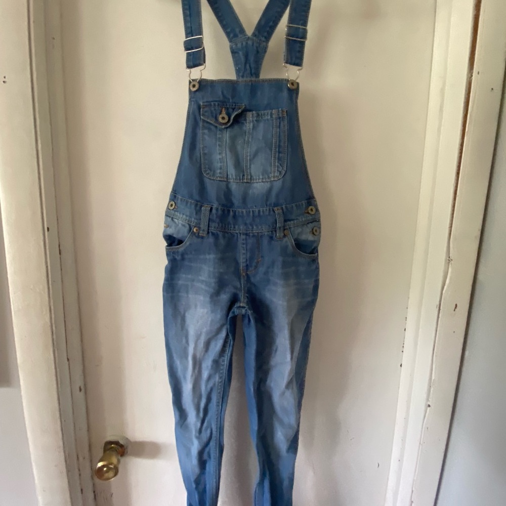 Levi’s overalls